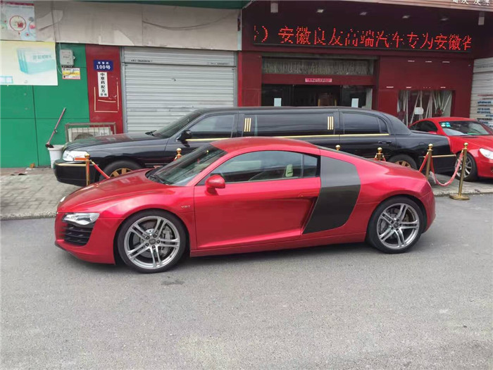 安徽良友高汽车租赁公司新到红色奥迪R8超级跑车一辆