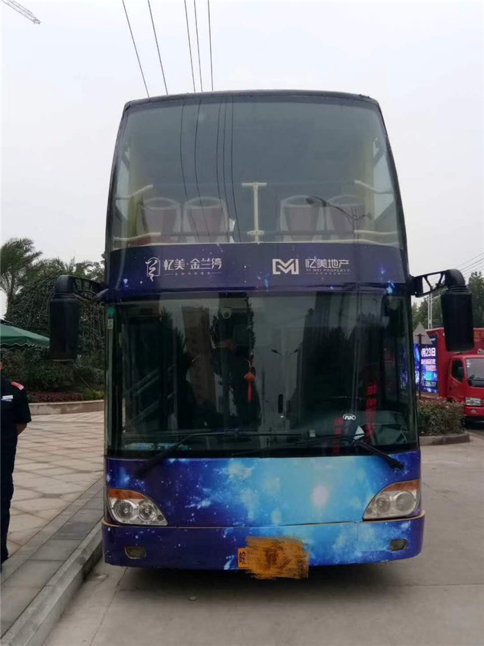2017年9月22号 安徽良友双层敞篷巡游巴士来到湖北省荆州市